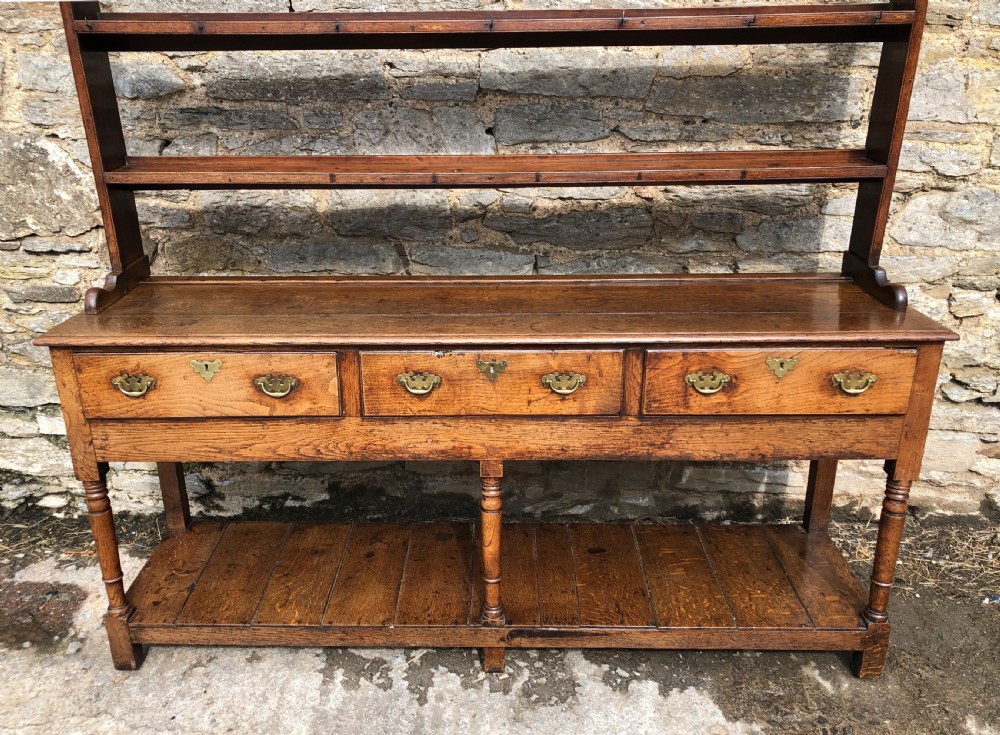 Georgian Oak Potboard Dresser View II