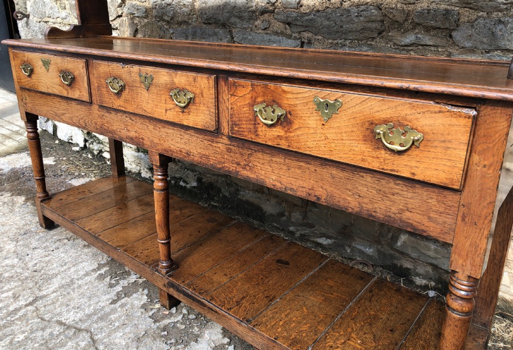 Georgian Oak Potboard Dresser View XV
