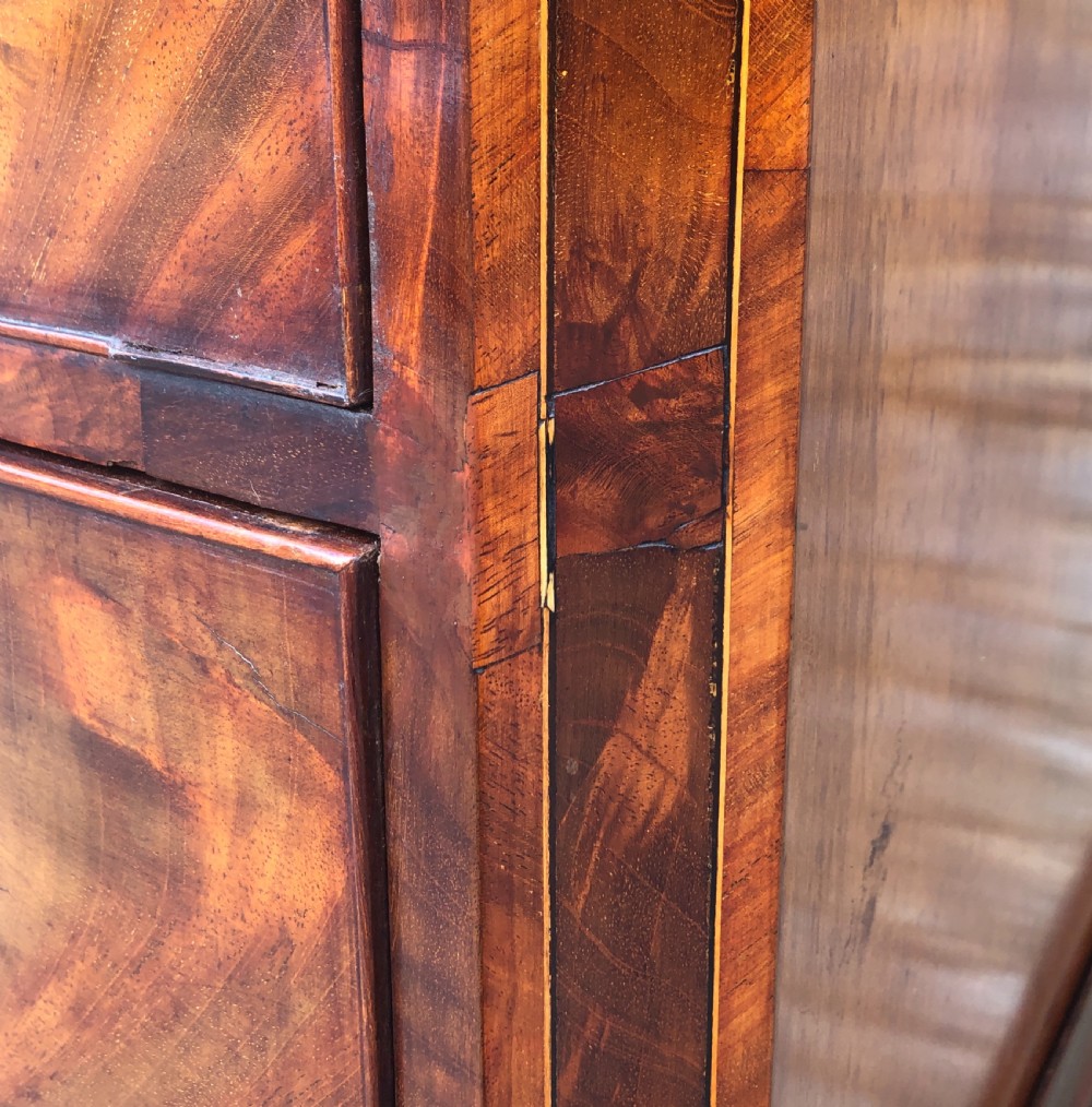 Georgian Mahogany Chest on Chest View XVII
