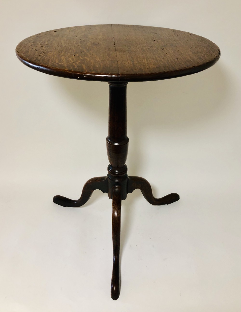 Small Georgian Oak Round Tripod Table 