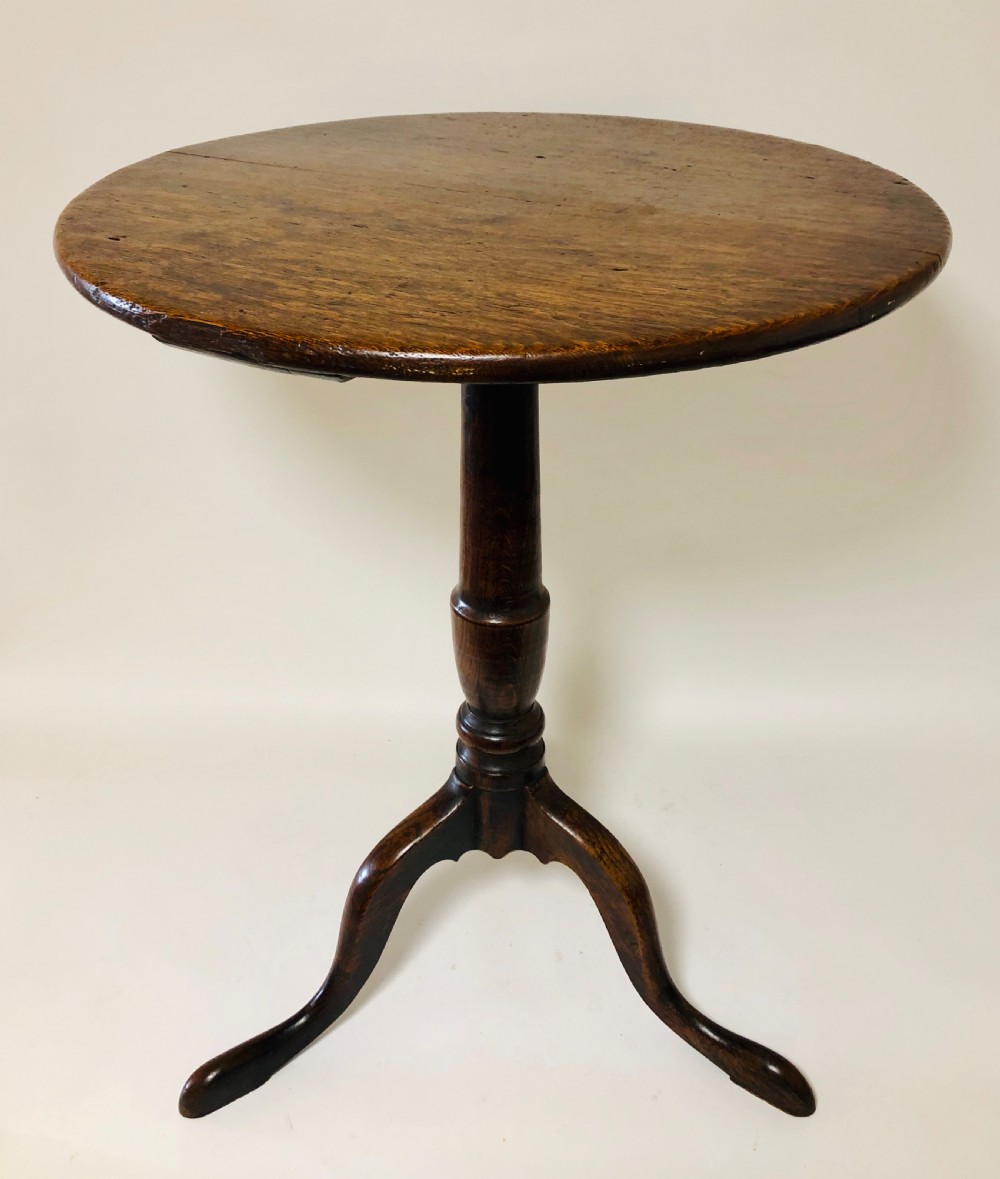 Small Georgian Oak Round Tripod Table  View XII