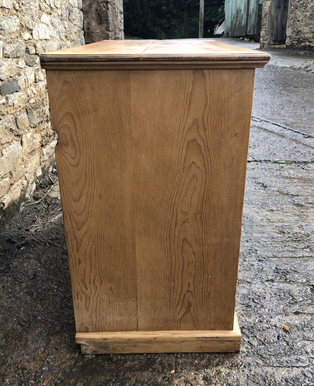 Victorian Pine Chest of Drawers View VIII