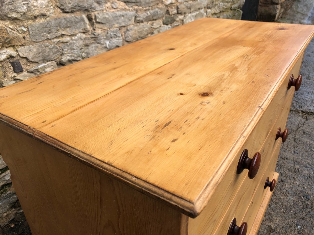 Victorian Pine Chest of Drawers View XVI