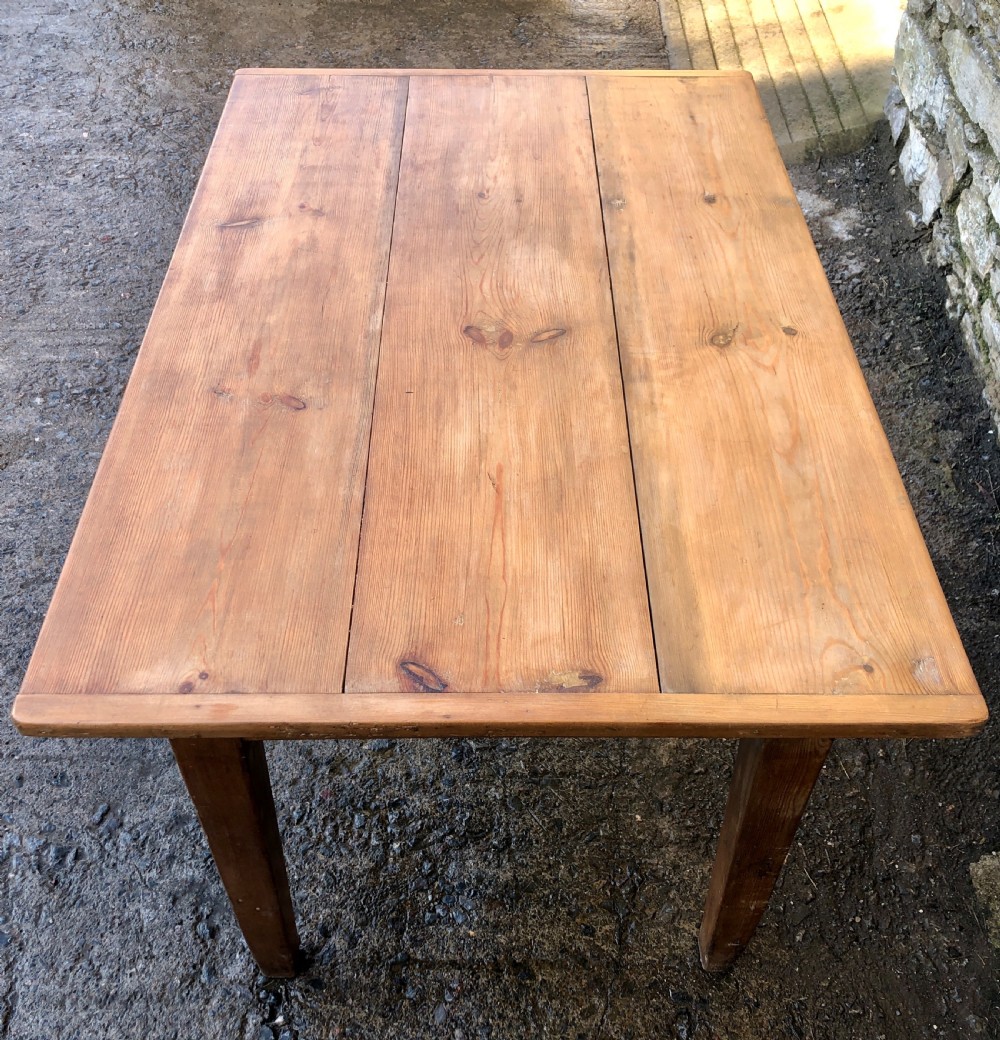 Antique Pine Farmhouse Dining Table View XVIII