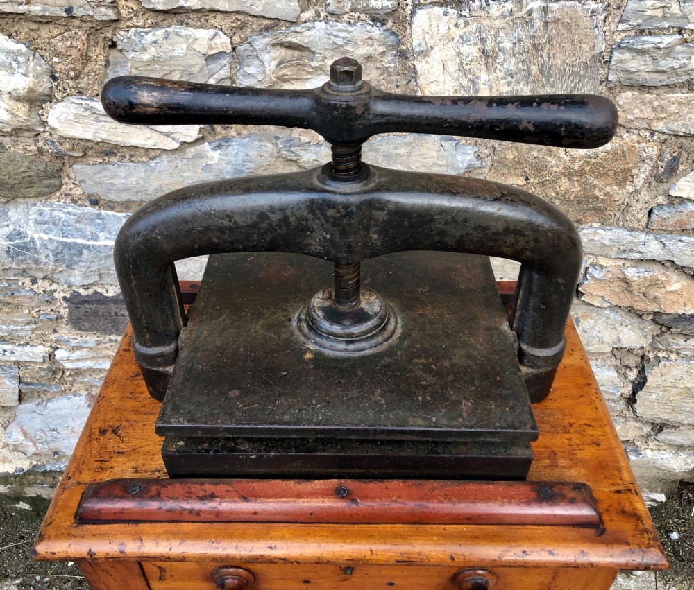 Antique Book Press and Table View V