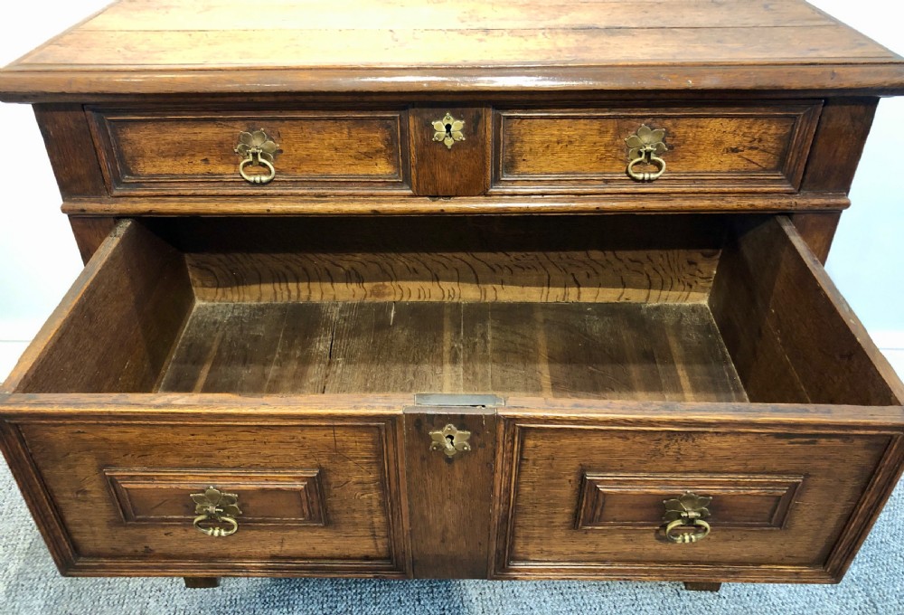 17th Century Oak Chest of Drawers View XVI