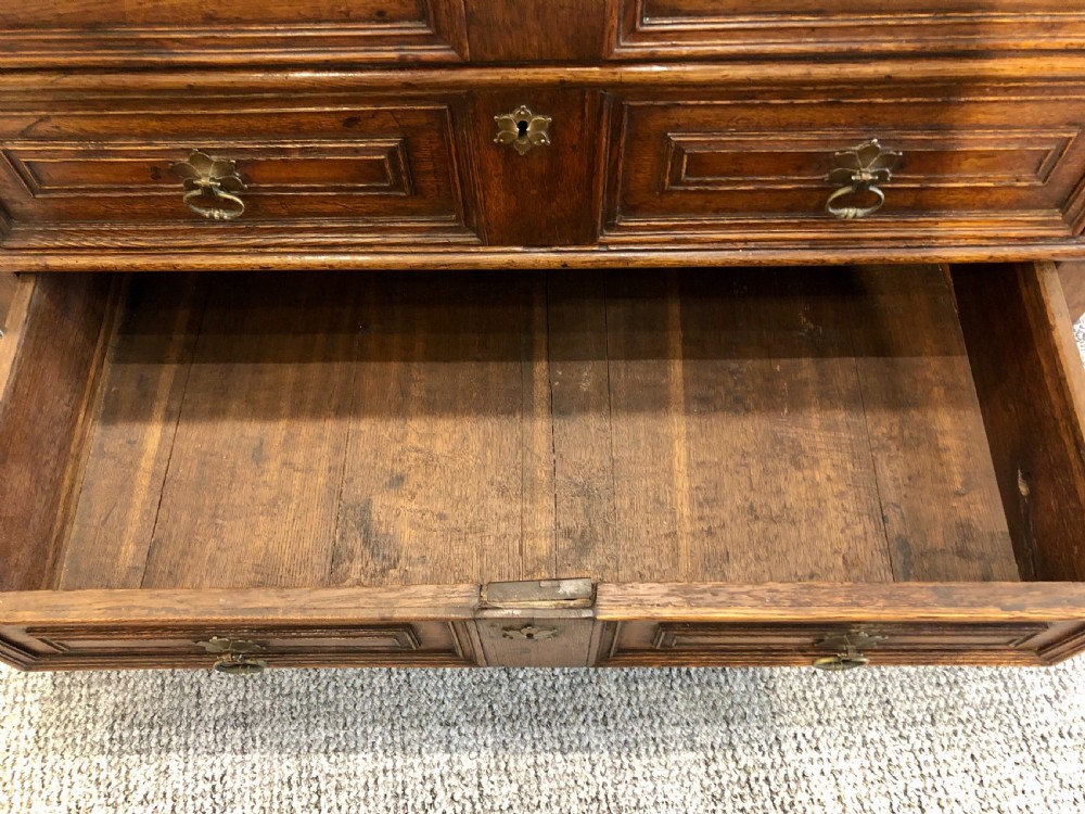 17th Century Oak Chest of Drawers View XVIII