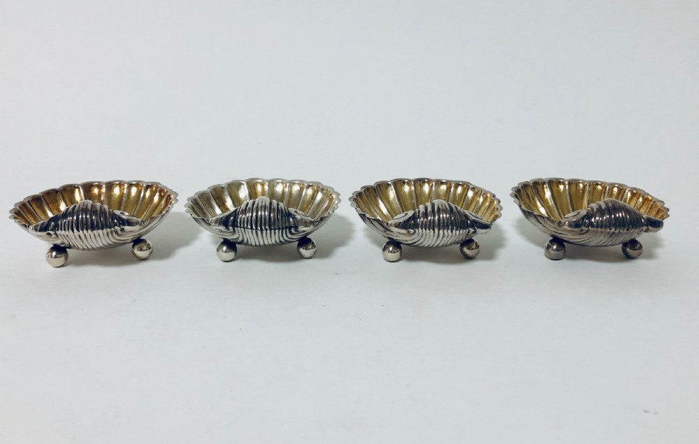Set of 4 Victorian Solid Sterling Silver Shell Salt Dishes View XII