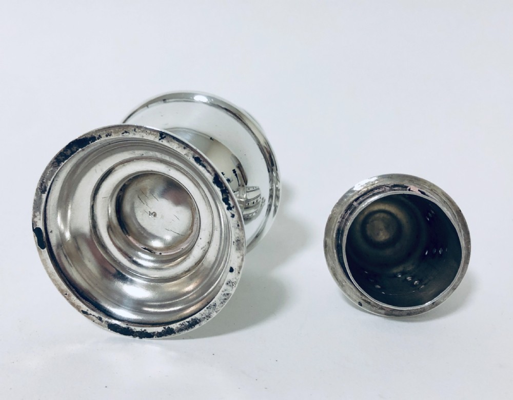 Edwardian Solid Sterling Silver Pepper Shaker Pot View VIII