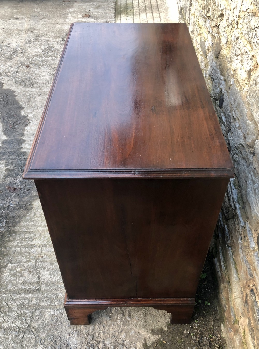 Georgian Mahogany Bachelors Chest of Drawers View VI
