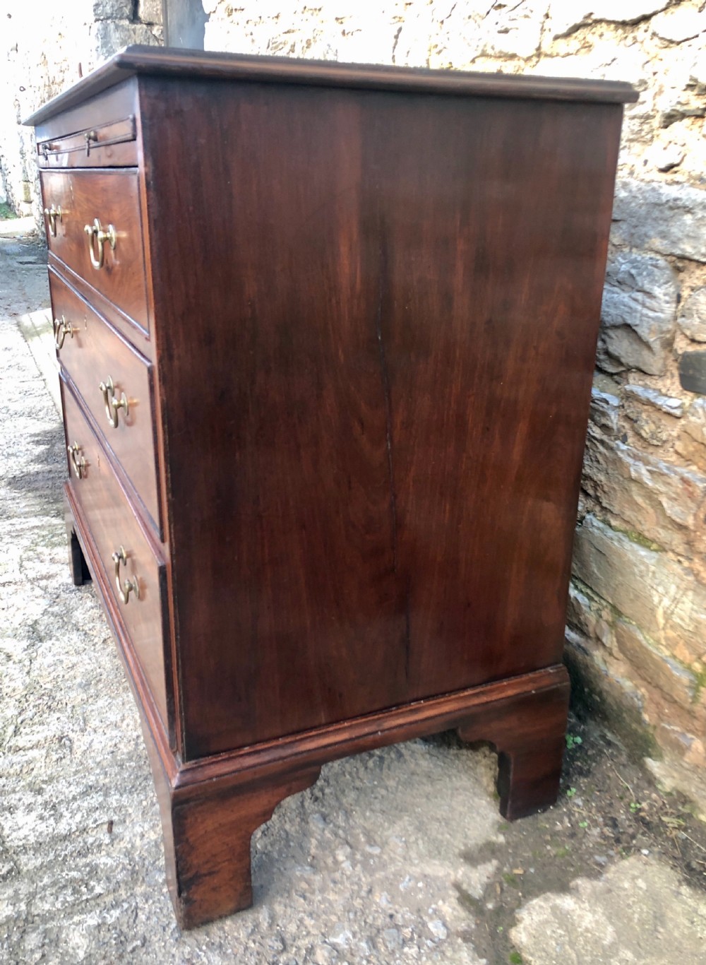Georgian Mahogany Bachelors Chest of Drawers View VIII