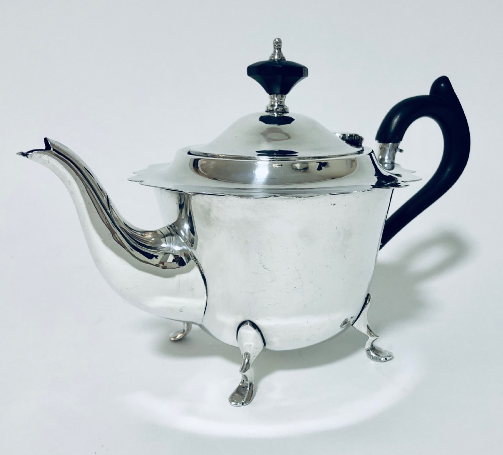 Antique Solid Silver Tea Pot Chester 1919 View IV