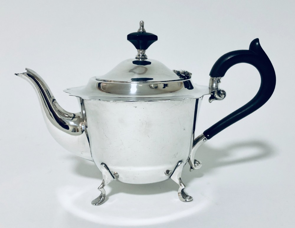 Antique Solid Silver Tea Pot Chester 1919 View V