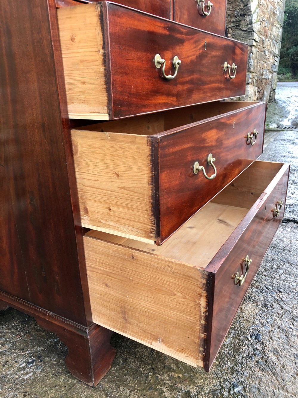 Georgian Mahogany Chest of Drawers View XIII