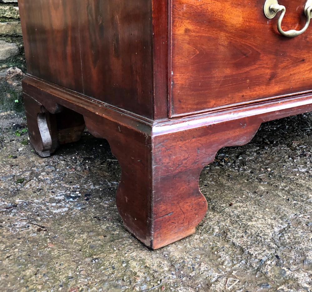 Georgian Mahogany Chest of Drawers View XV