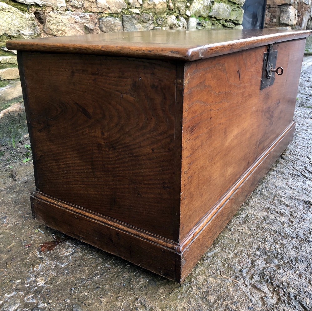 Antique 18th Century Oak Blanket Box Chest View XII