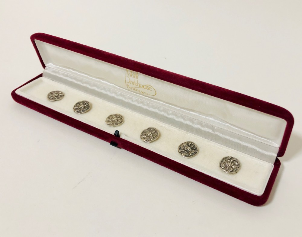 Set of 6 Antique Solid Silver Art Nouveau Buttons View III