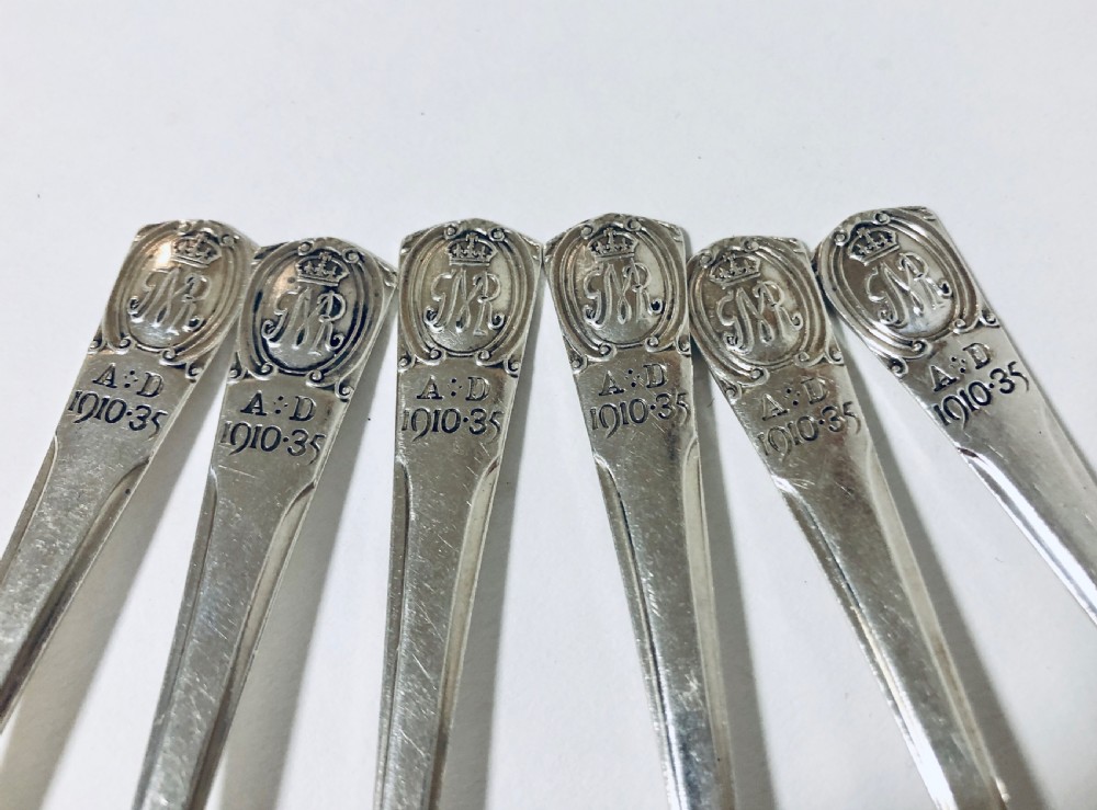 Set of 6 Antique Solid Silver Spoons commemorating King George V Jubilee 1934 View IV