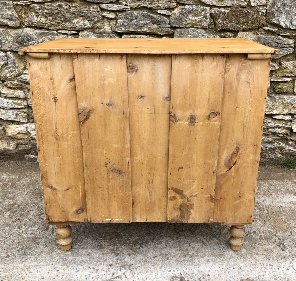 Small Victorian Pine Chest of Drawers View IX