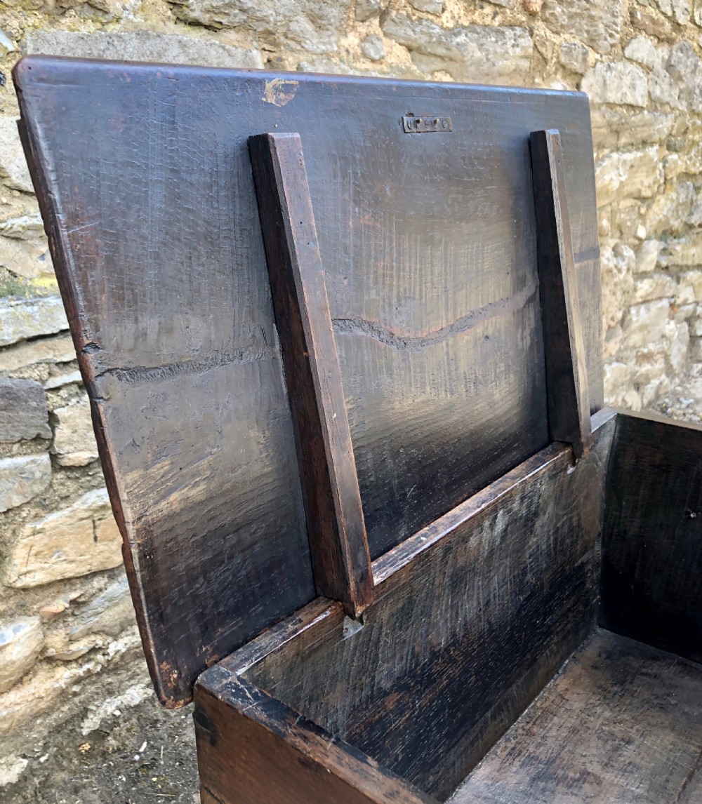18th Century Welsh Oak Coffer Bach View VII