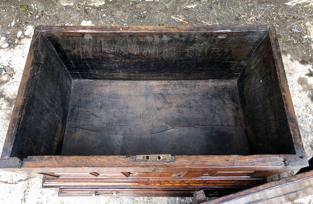18th Century Welsh Oak Coffer Bach View XII