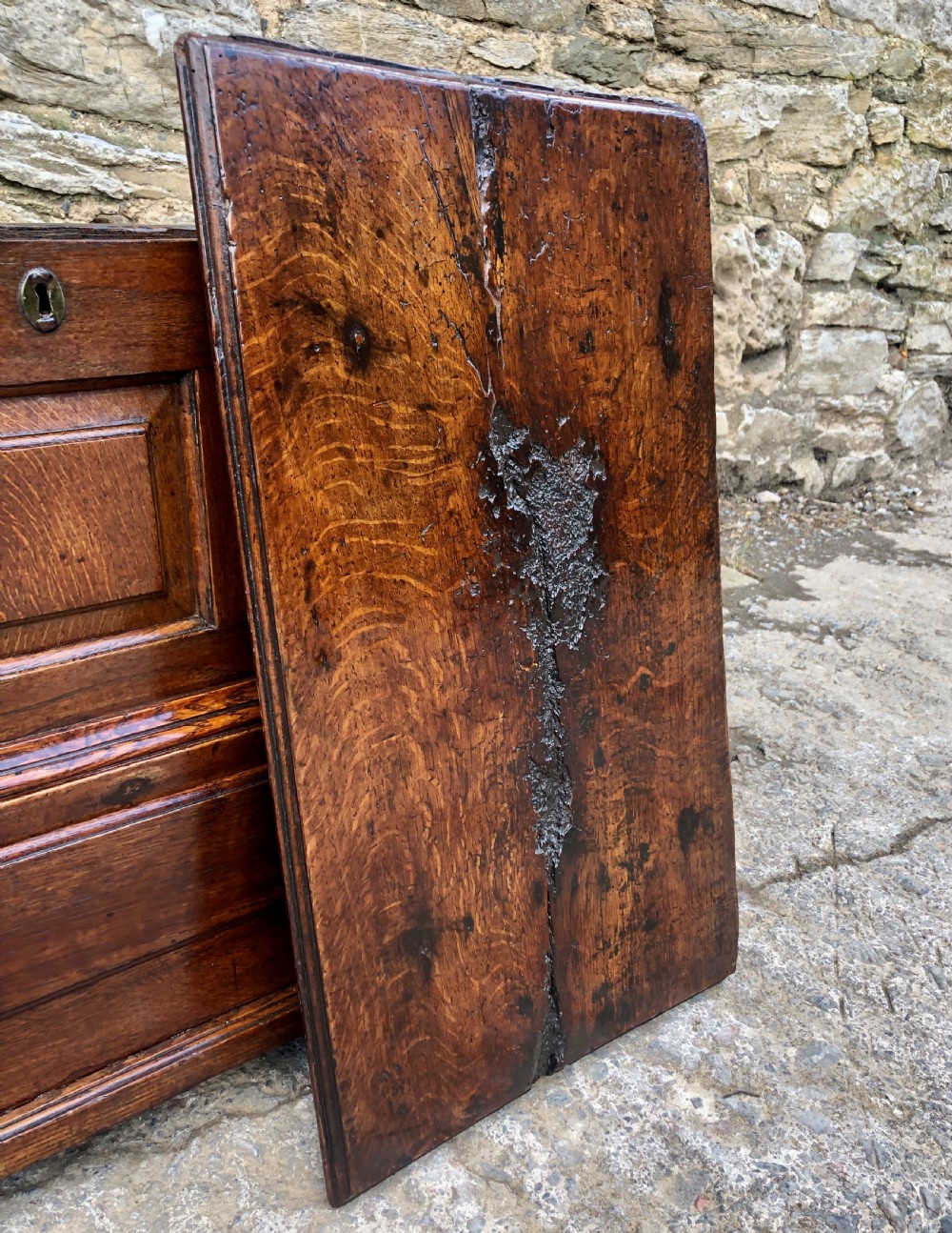 18th Century Welsh Oak Coffer Bach View XXIII
