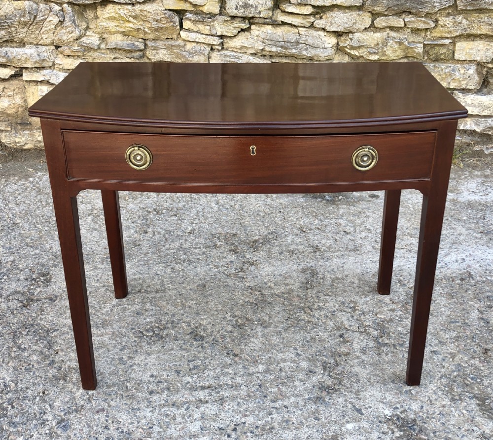 Georgian Mahogany Bow Front Side Table