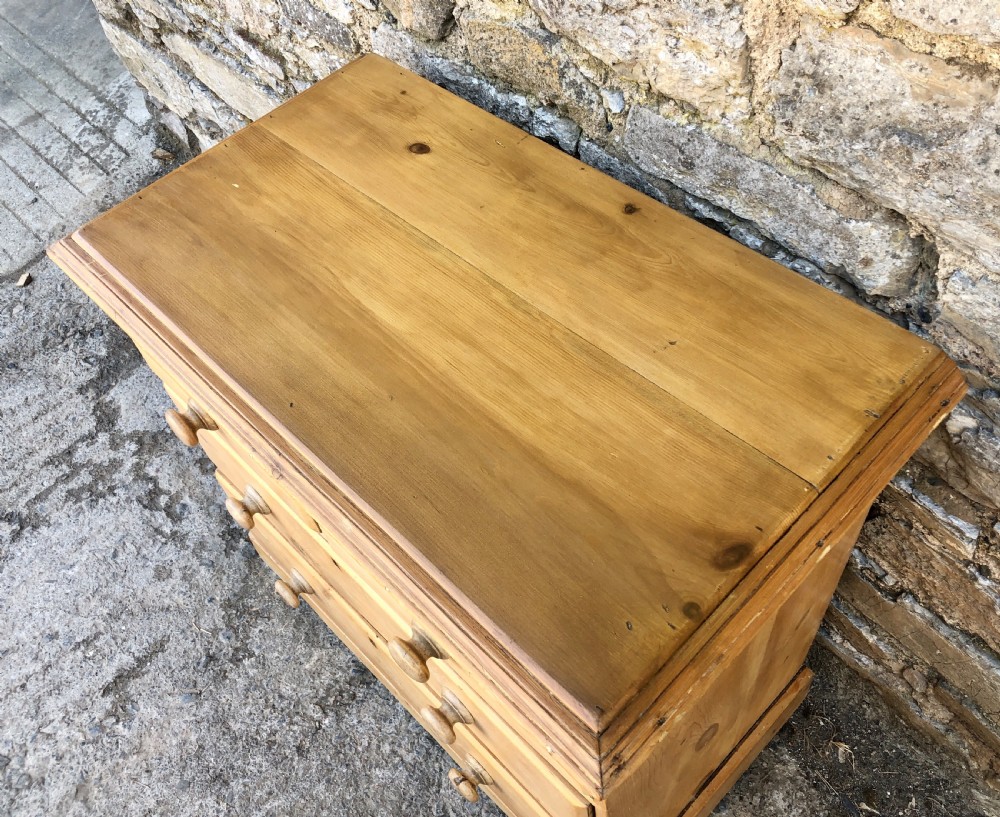 Small Antique Pine Chest of Drawers View IV