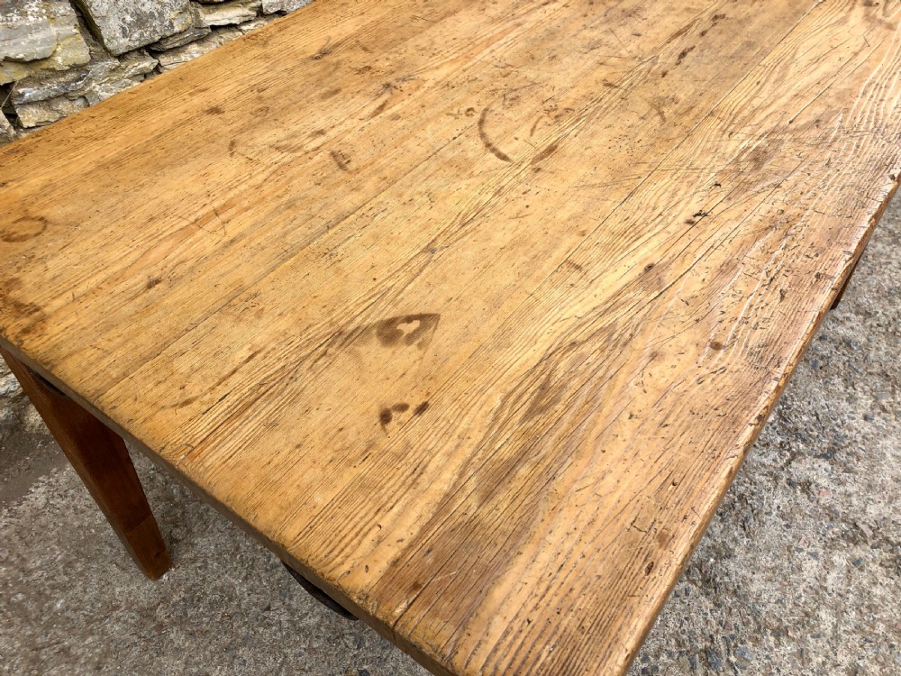 Antique Pine Farmhouse Table  View VIII