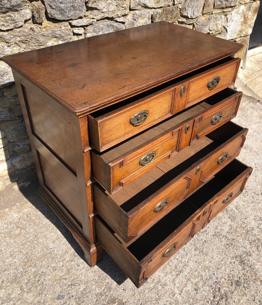18th Century Oak Chest of Drawers View XII