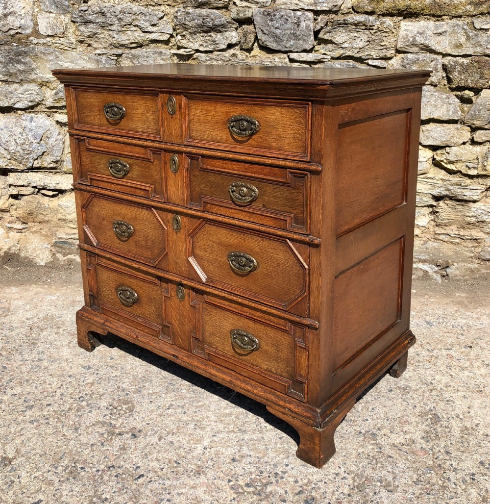 18th Century Oak Chest of Drawers View XIII