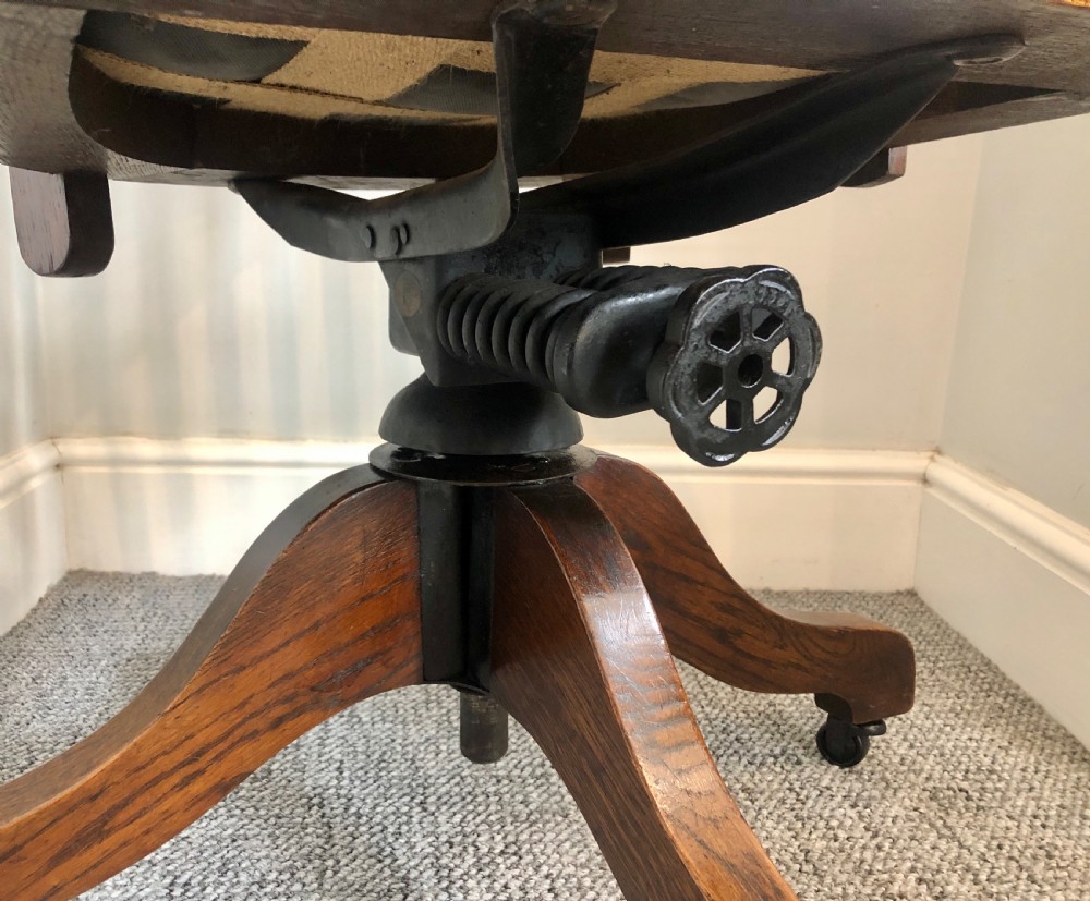 Antique Swivel and Tilt Oak Desk Chair View XI