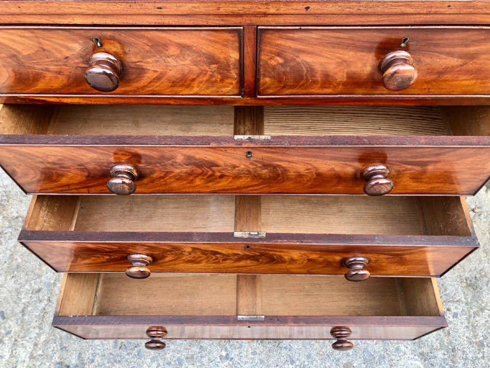 Regency Mahogany Chest of Drawers View XII