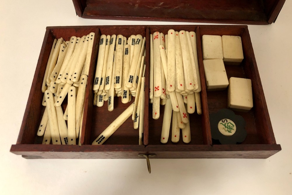 Antique Bone and Bamboo Mahjong Set in Original Box View XV