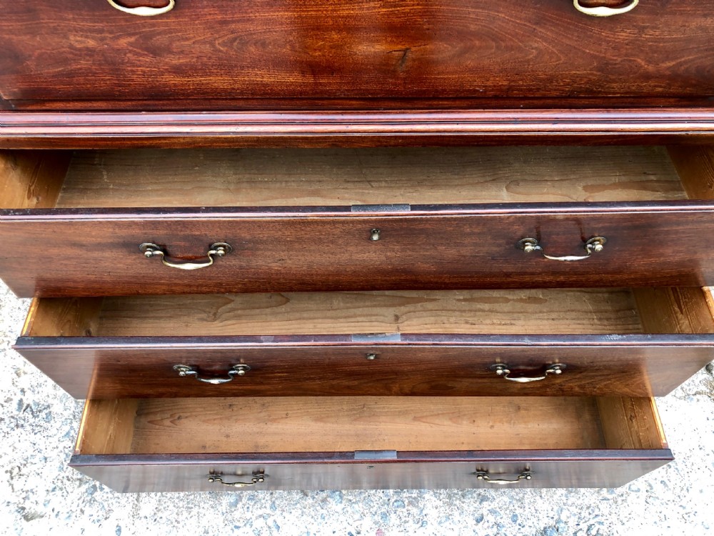 Georgian Mahogany Chest on Chest View XII
