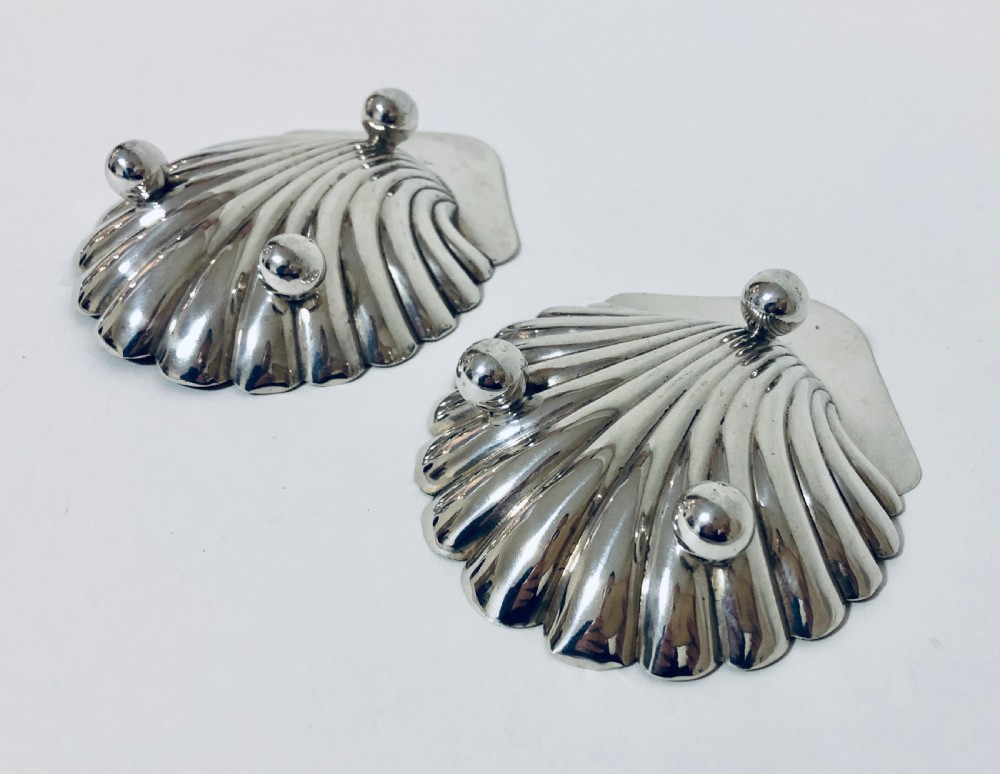 Pair of Victorian Solid Silver Shell Butter Dishes View X