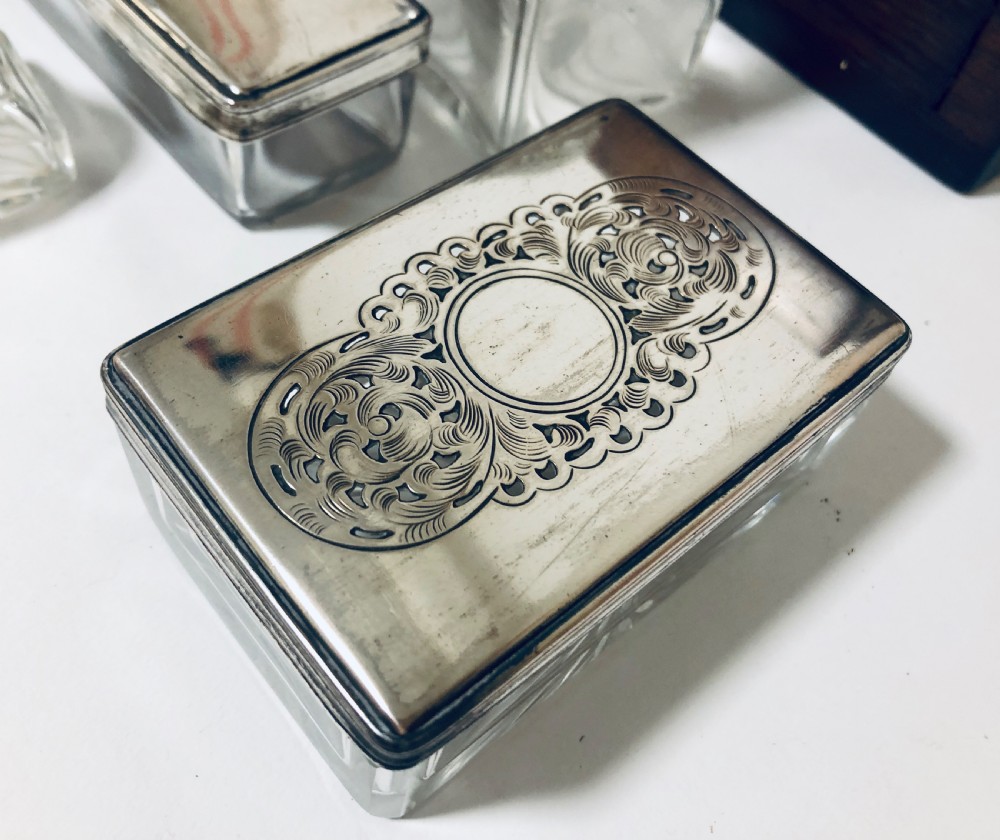 Victorian Rosewood Vanity Box with Silver Plated interior View XII