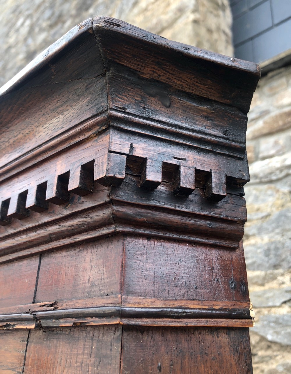 Large Georgian Oak Floorstanding Corner Cupboard  View XVIII