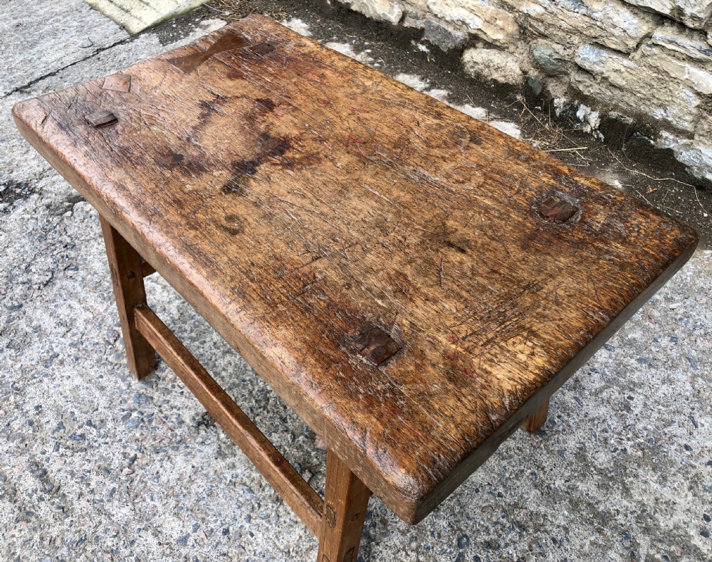 Primitive Slab Top Pig Table View X