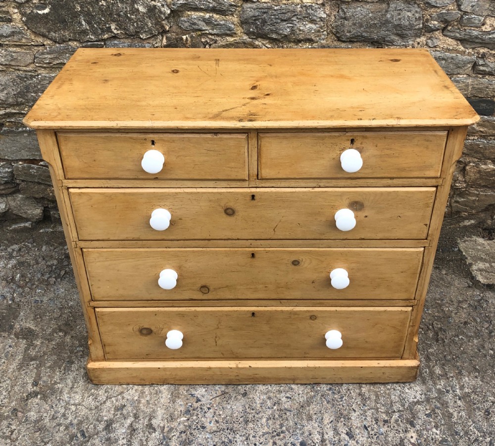 Victorian Pine Chest of Drawers  View III