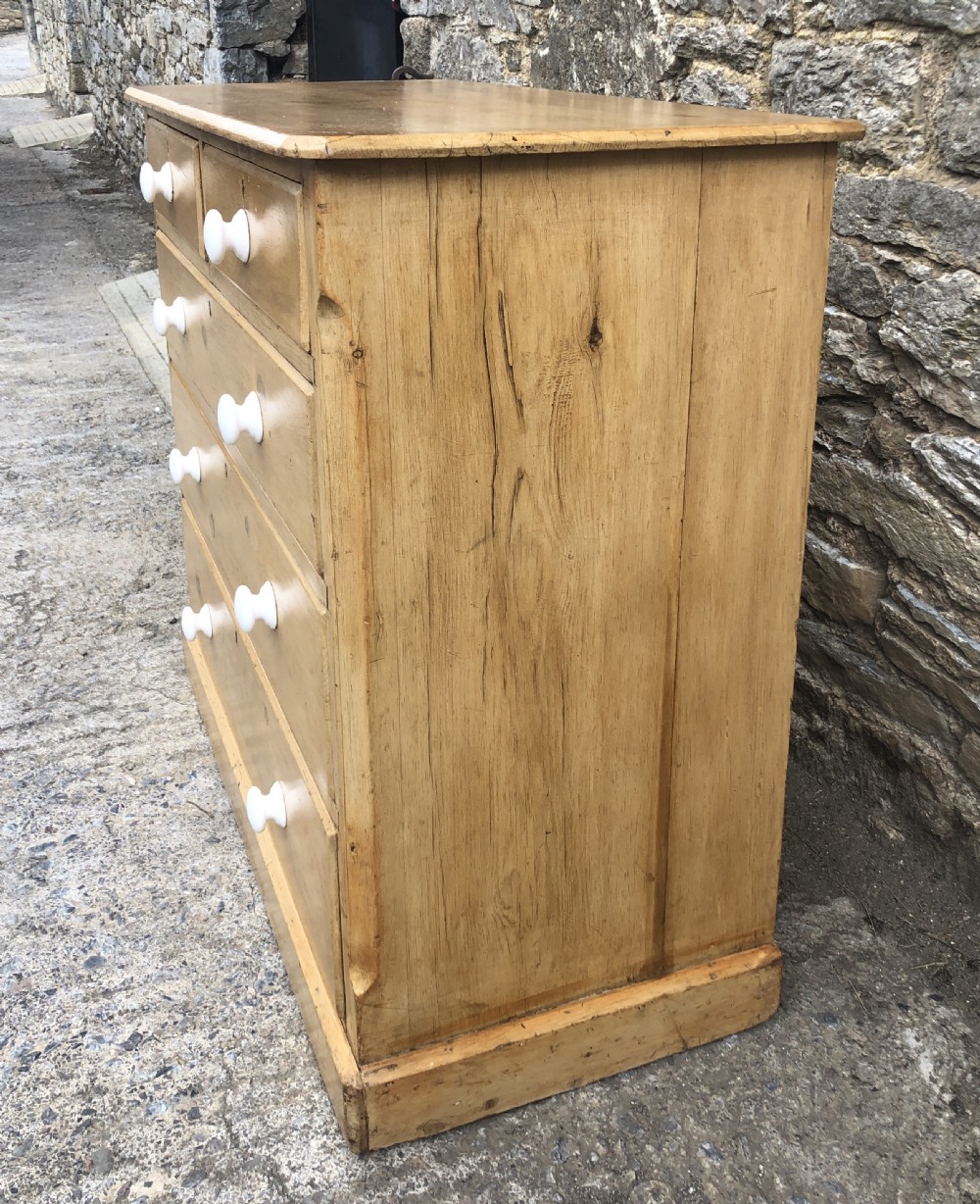 Victorian Pine Chest of Drawers  View VIII