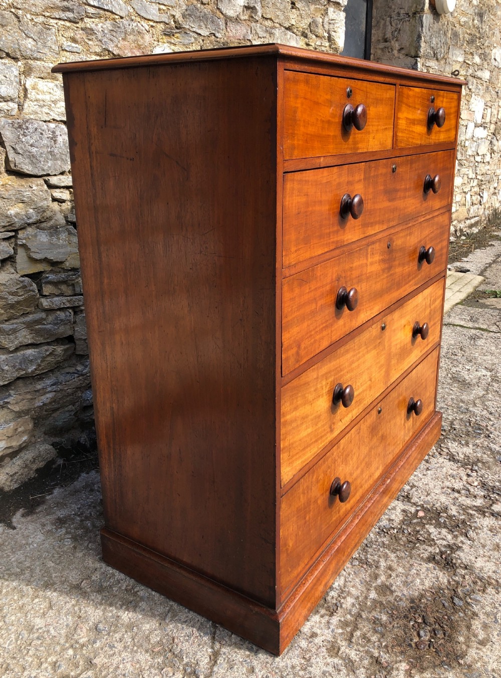 Large Victorian Mahogany Chest of Drawers View XIV