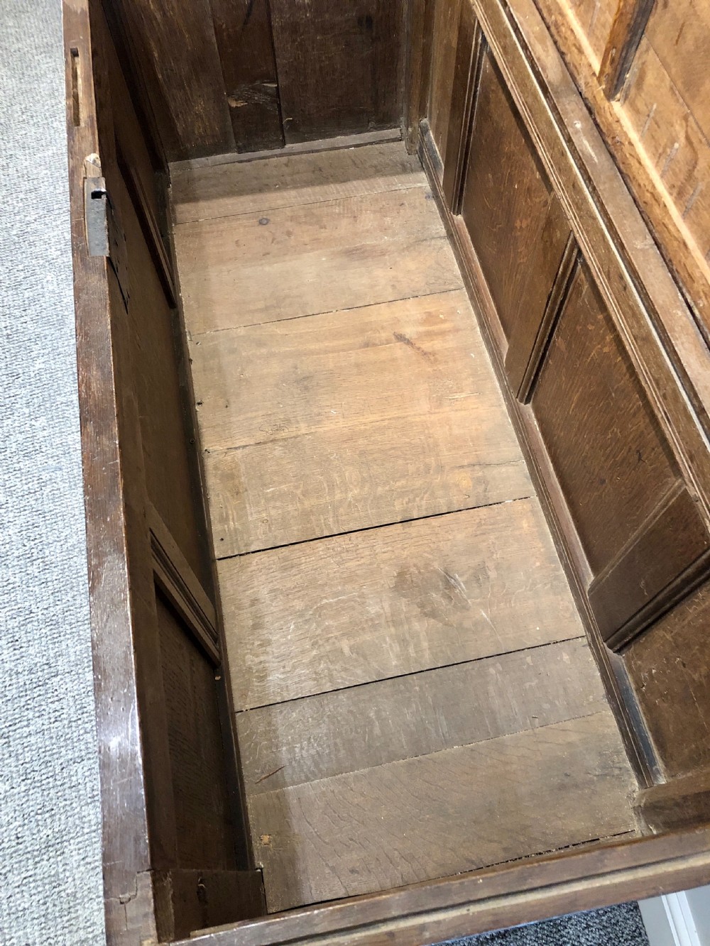18th Century Oak Mule Chest dated 1734 View VI