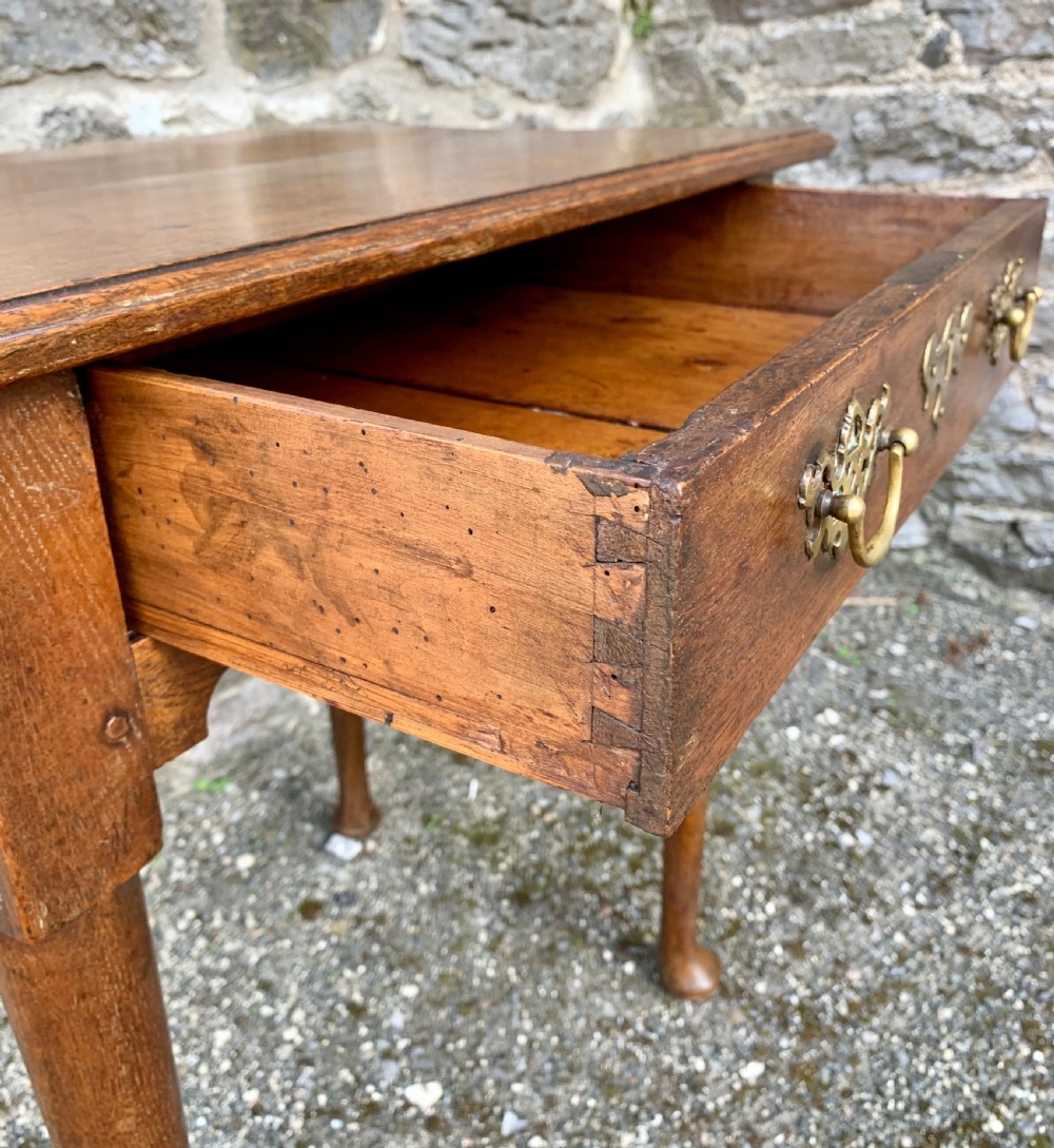 18th Century Georgian Oak Pad Foot Side Table  View VI