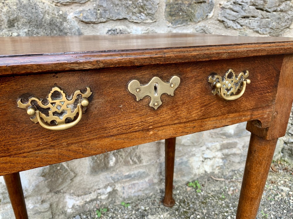 18th Century Georgian Oak Pad Foot Side Table  View XIV