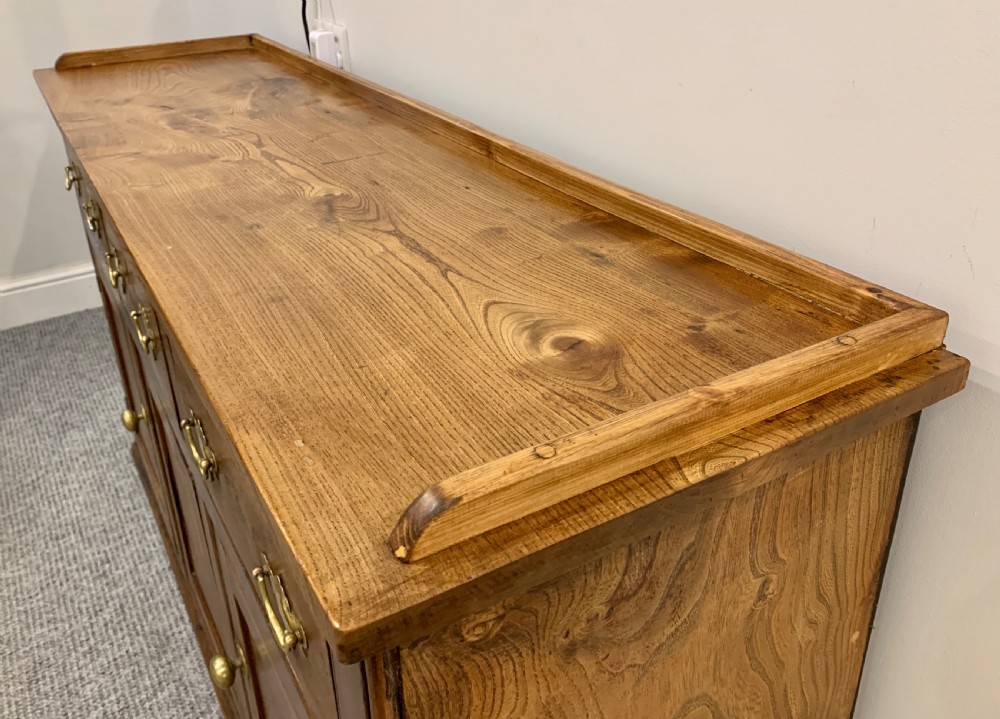 Antique Elm and Pine Westcountry Dresser Base  View XI
