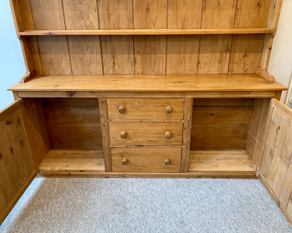 Large Antique Pine Dresser View VI