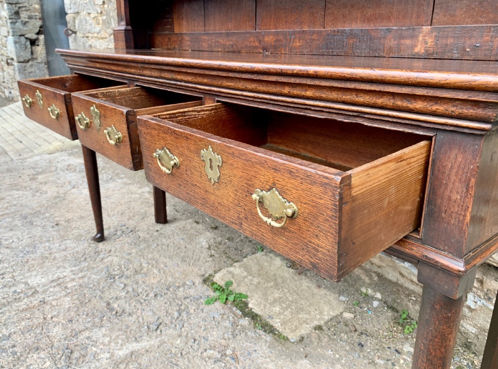 18th Century Georgian Oak Dresser  View VIII