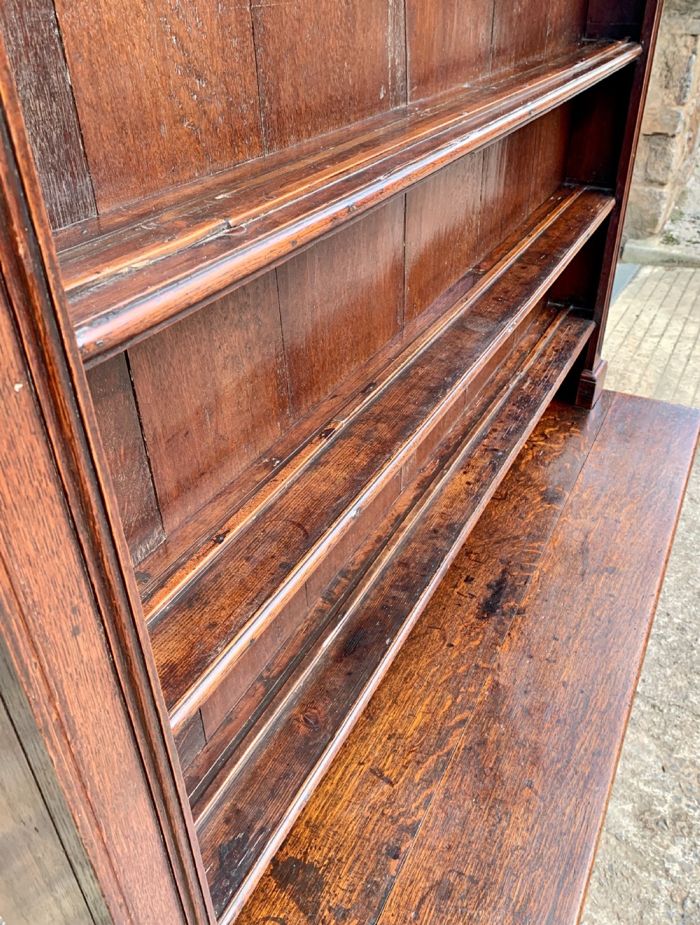 18th Century Georgian Oak Dresser  View XI