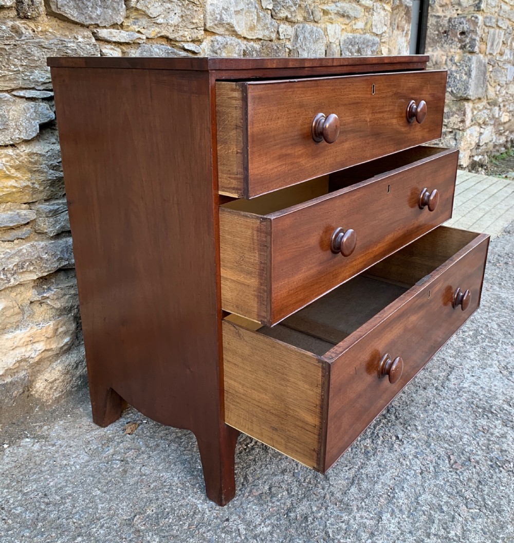 Small Regency Mahogany Chest of Drawers  View VII